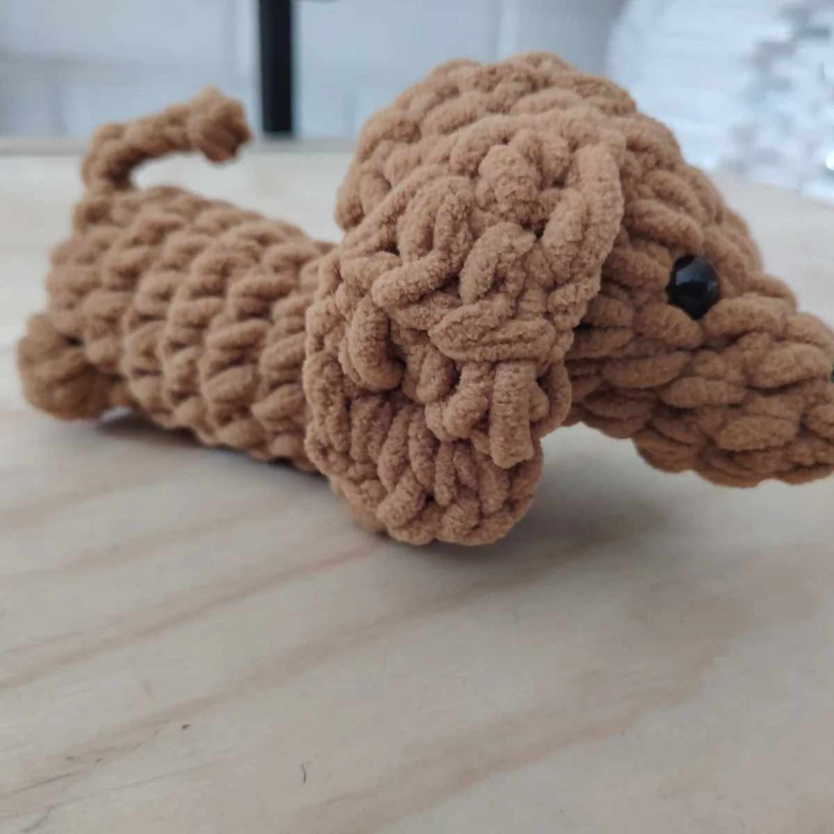 Perrito mini salchicha café